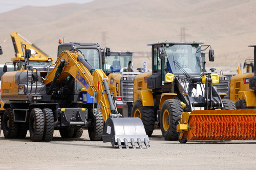 66 тусгай зориулалтын машин механизмыг хүлээн авлаа